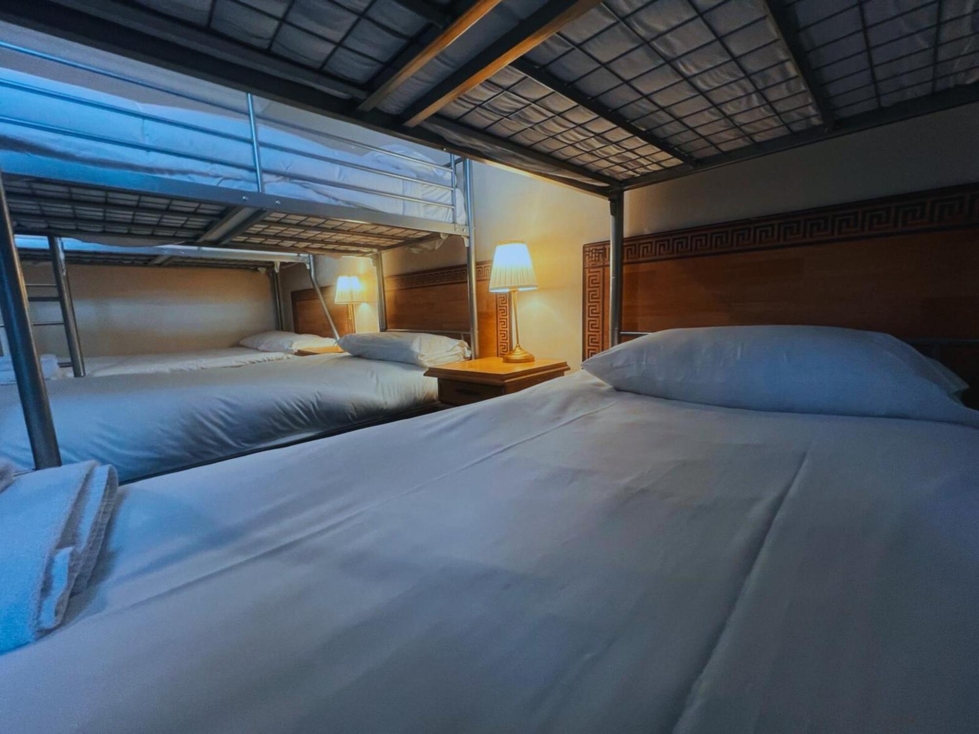 Helen'S Hotel Near Wembley Лондон Экстерьер фото