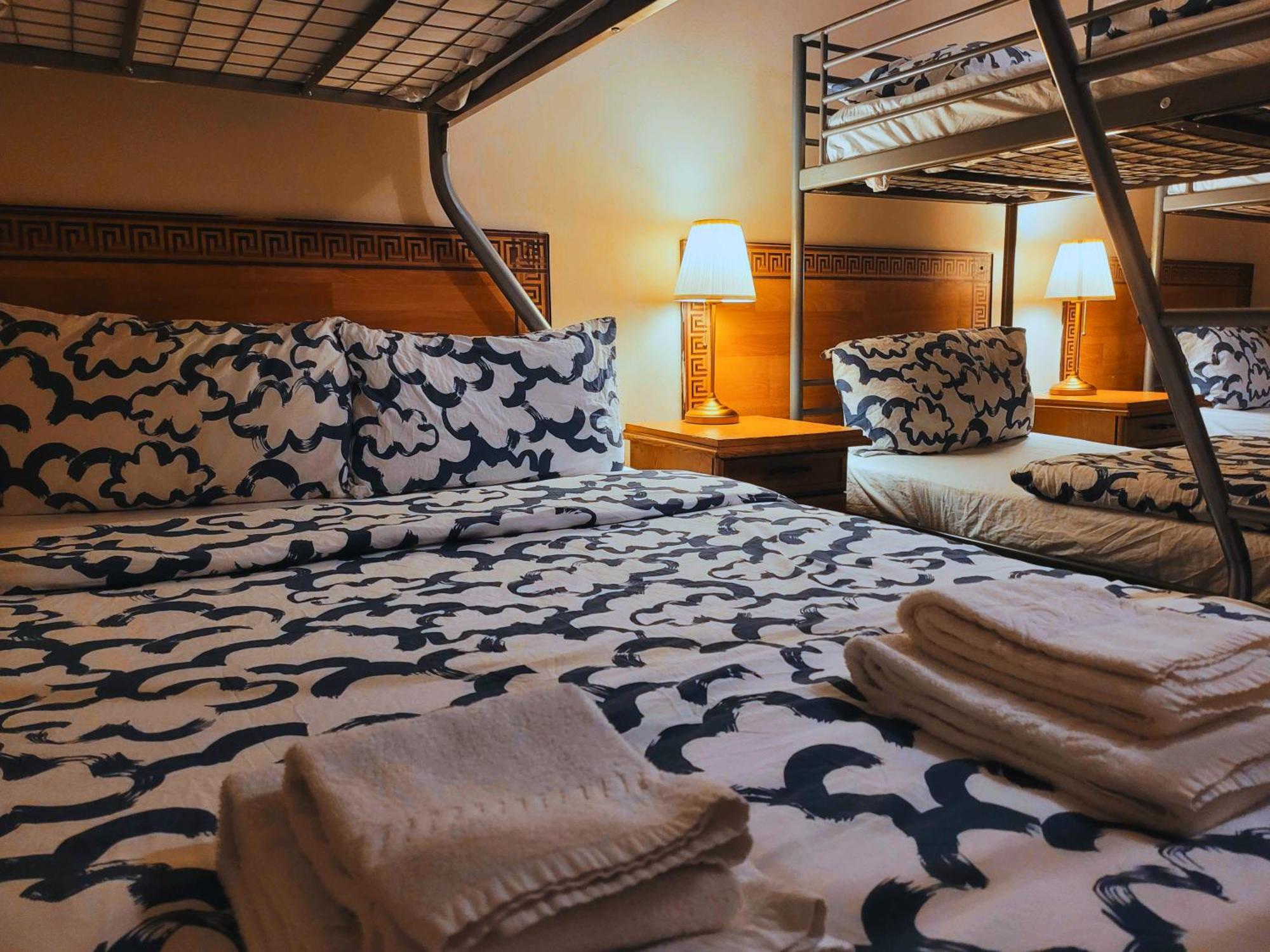 Helen'S Hotel Near Wembley Лондон Экстерьер фото